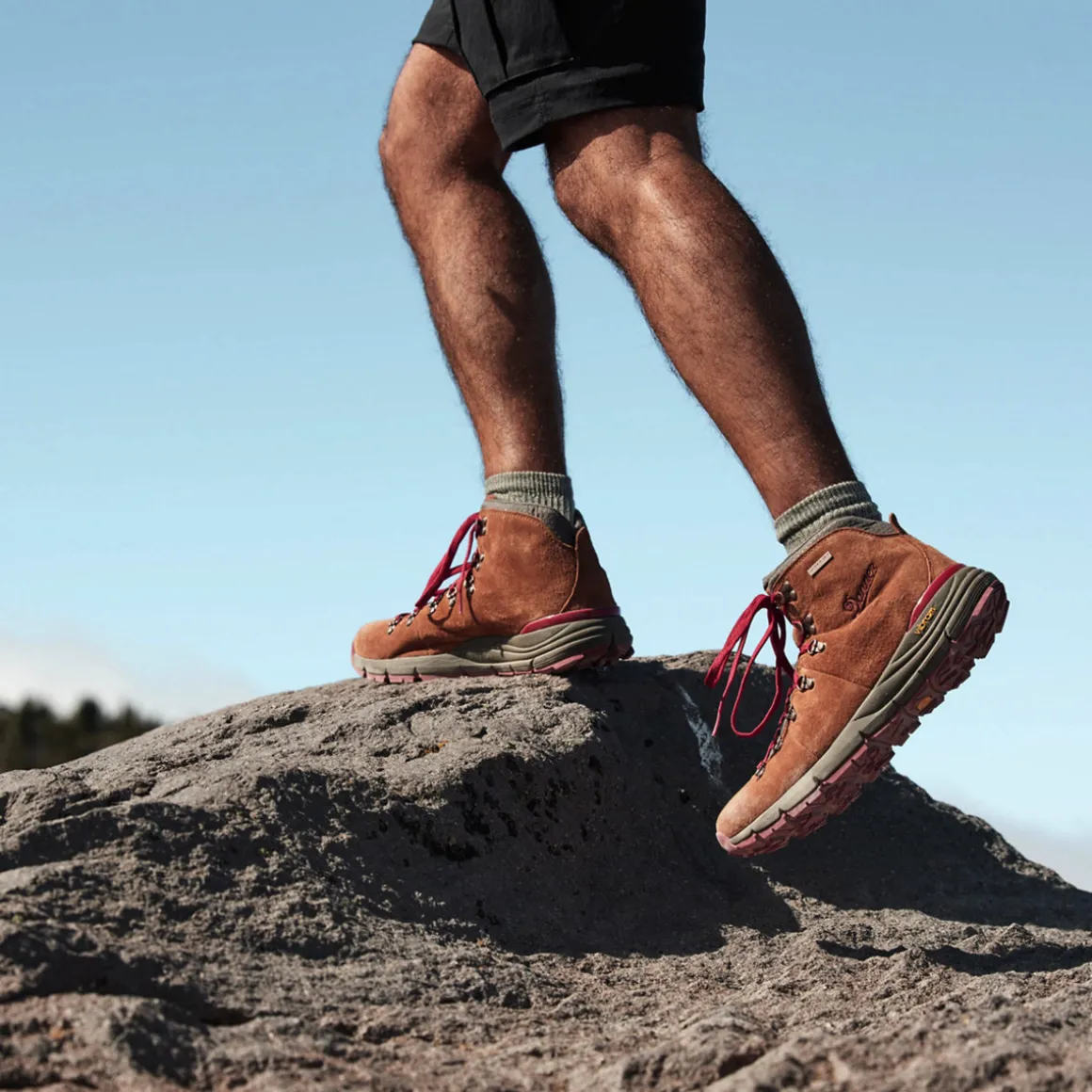 Sale Danner Mountain 600 Brown/Red