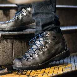 New Danner Mountain Pass ShipyardGunmetal