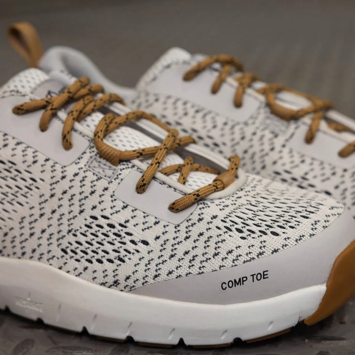 Flash Sale Danner Run Time 3 Gray/White