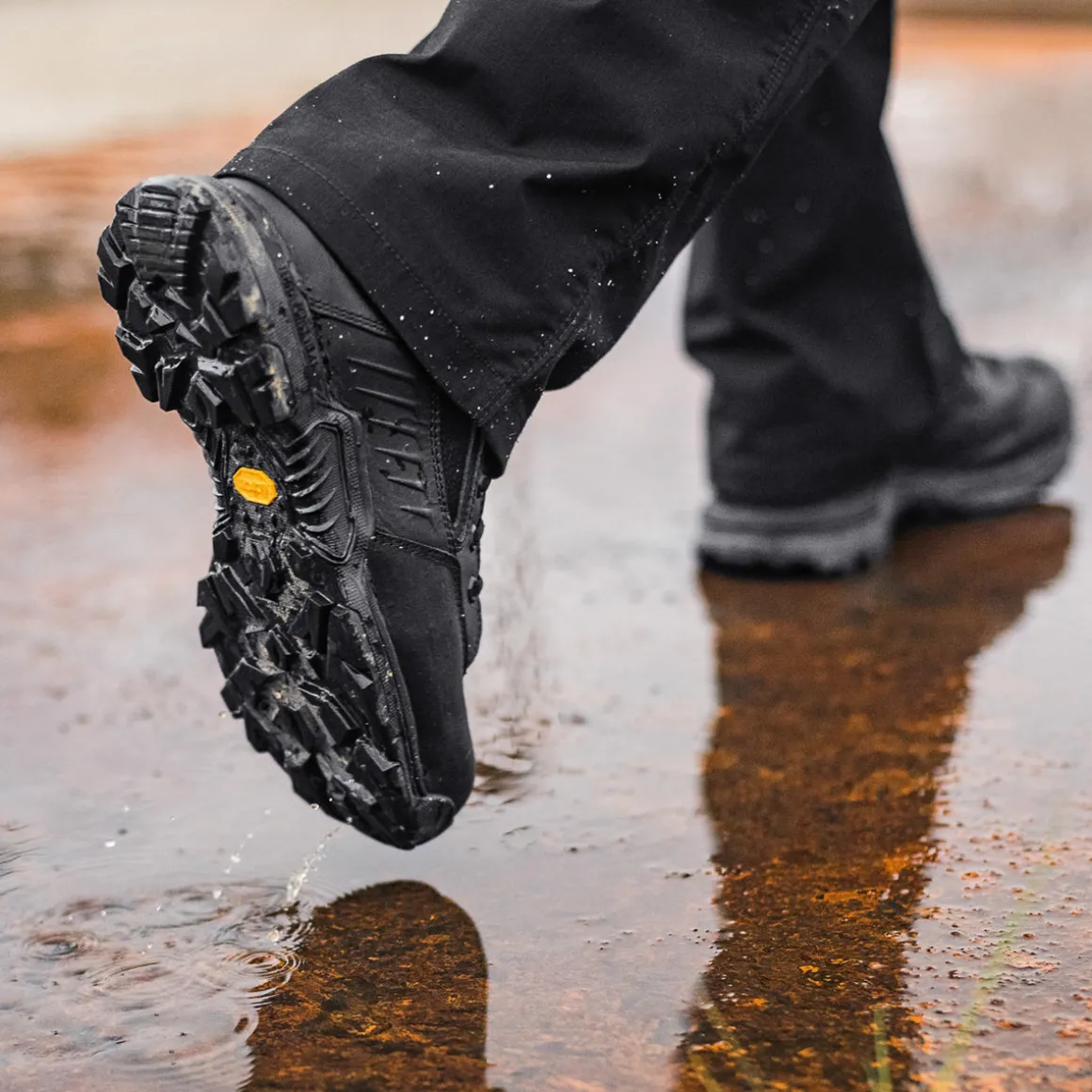 Discount Danner Striker Bolt Black